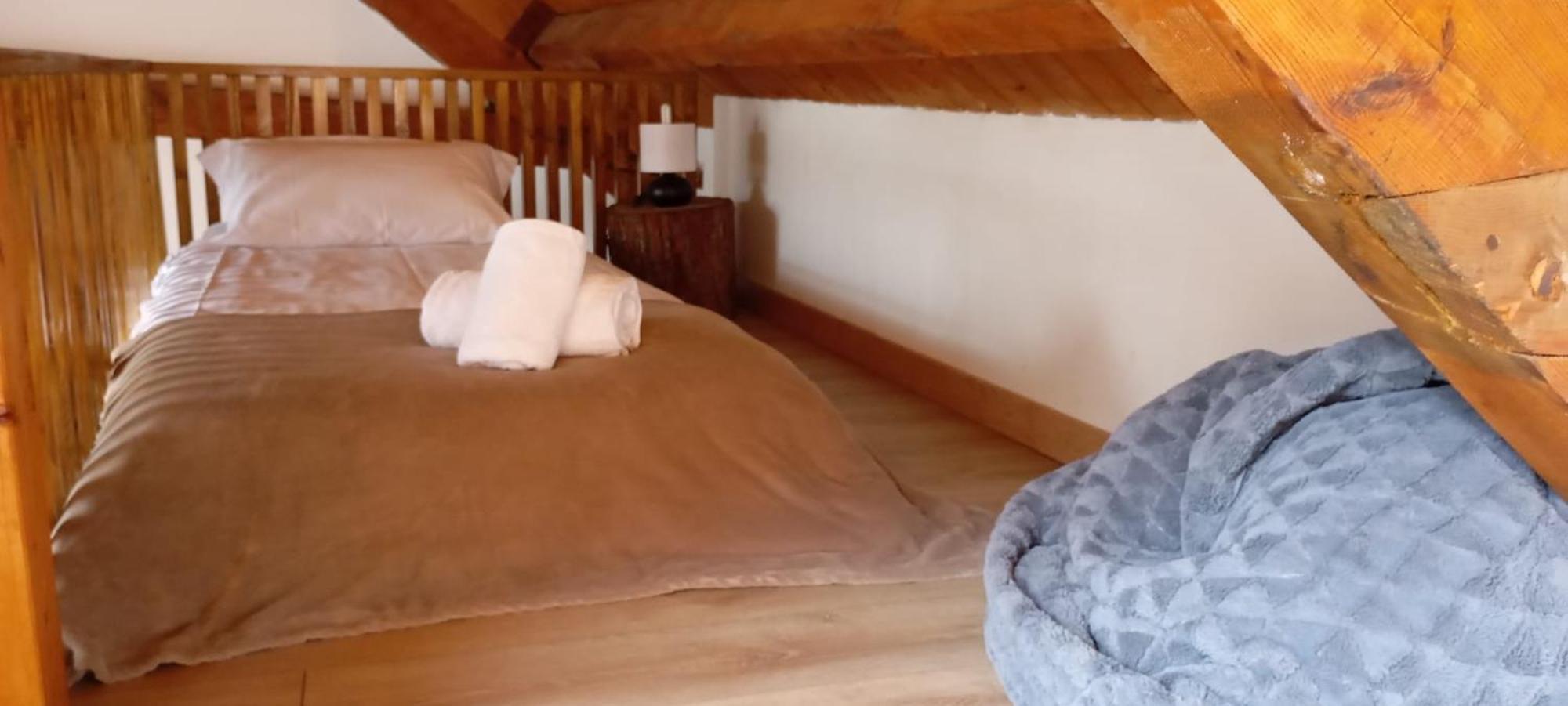 Precioso Atico Acogedor En Canfranc Extérieur photo